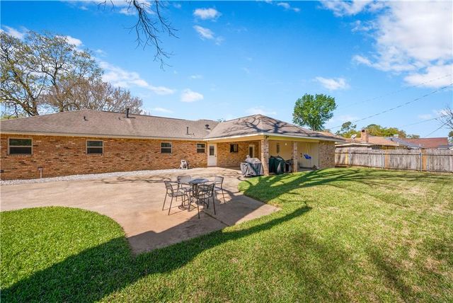 403 RIDGEWOOD Boulevard, Alexandria, LA 71303