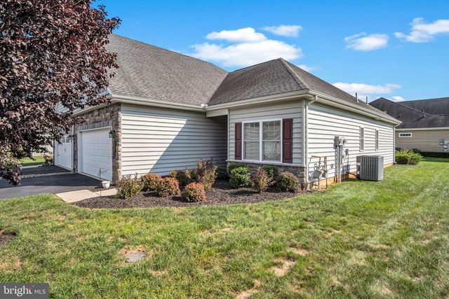 17 SETTLERS DR, Mechanicsburg, PA 17050