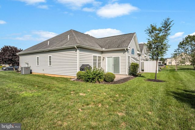 17 SETTLERS DR, Mechanicsburg, PA 17050