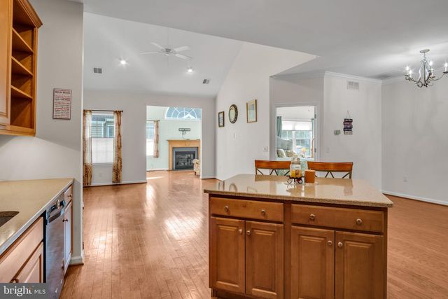 17 SETTLERS DR, Mechanicsburg, PA 17050