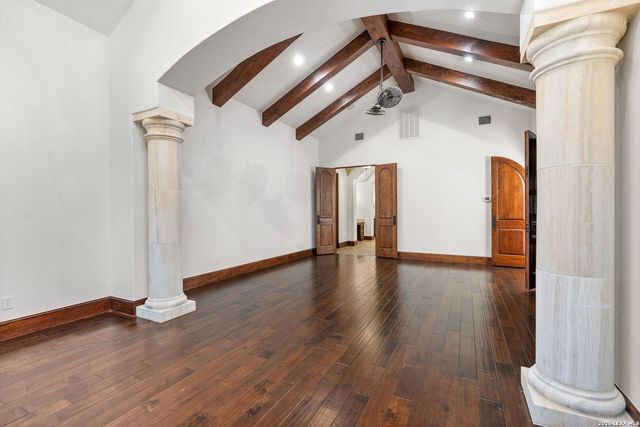 211 AUGUSTA, Boerne, TX 78006