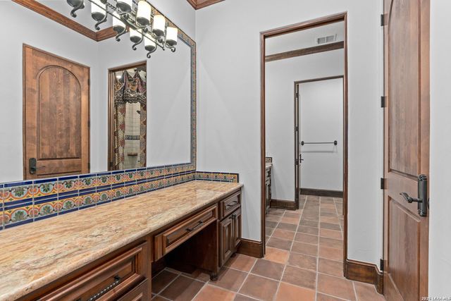 211 AUGUSTA, Boerne, TX 78006