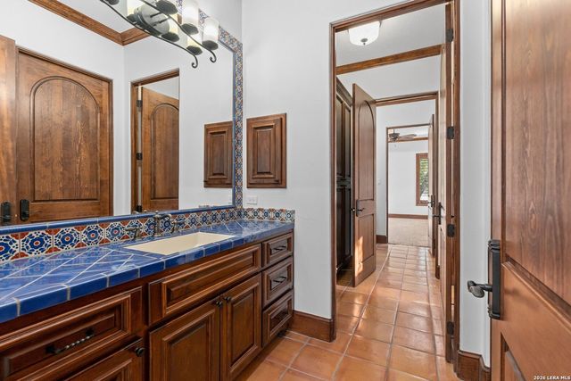211 AUGUSTA, Boerne, TX 78006