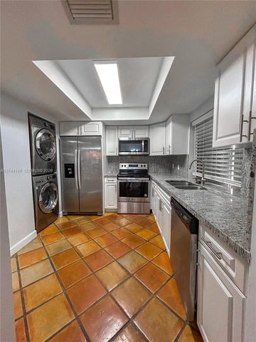 14970 SW 48th Terrace 27G, Miami, FL 33185