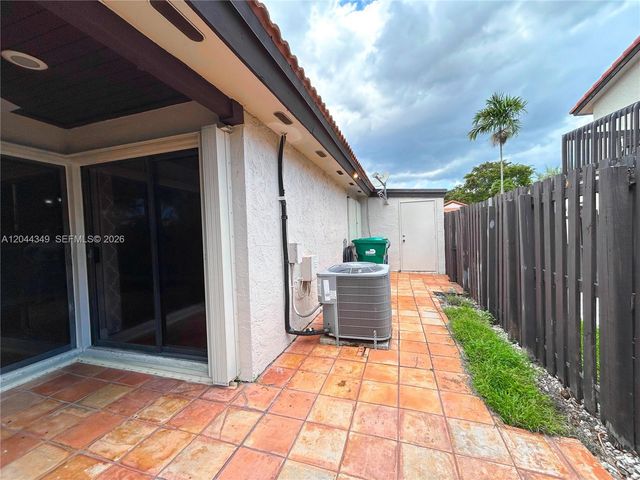 14970 SW 48th Terrace 27G, Miami, FL 33185