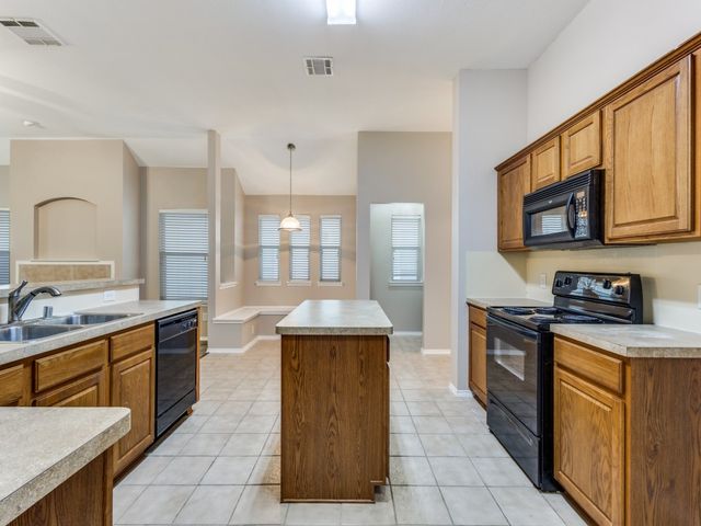 9732 Old Field Drive, Mckinney, TX 75072