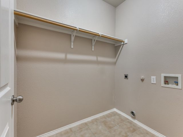 9732 Old Field Drive, Mckinney, TX 75072