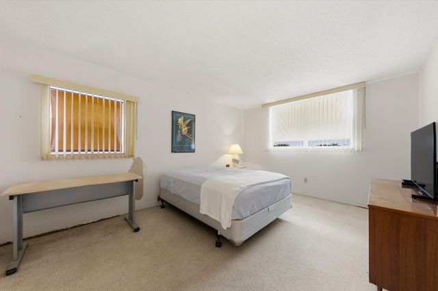 2860 Somerset Drive 412k, Lauderdale Lakes, FL 33311