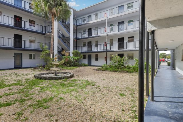 2860 Somerset Drive 412k, Lauderdale Lakes, FL 33311