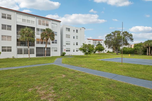 2860 Somerset Drive 412k, Lauderdale Lakes, FL 33311