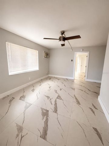 295 110TH AVENUE 1, St Petersburg, FL 33706