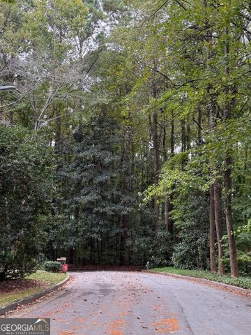 1095 Nawench Drive, Atlanta, GA 30327