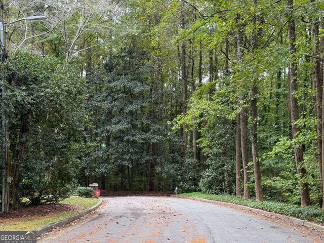 1095 Nawench Drive, Atlanta, GA 30327