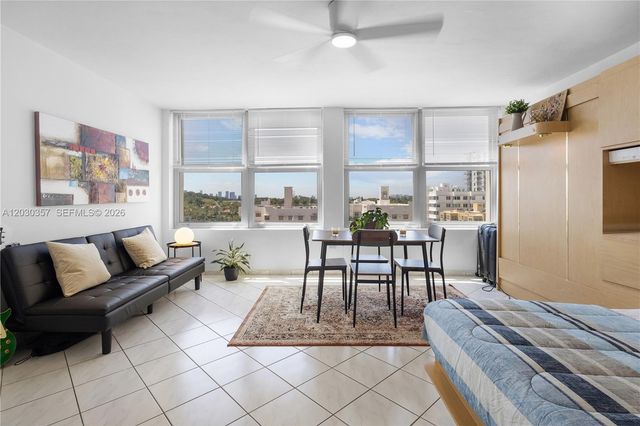 2899 Collins Ave 642, Miami Beach, FL 33140