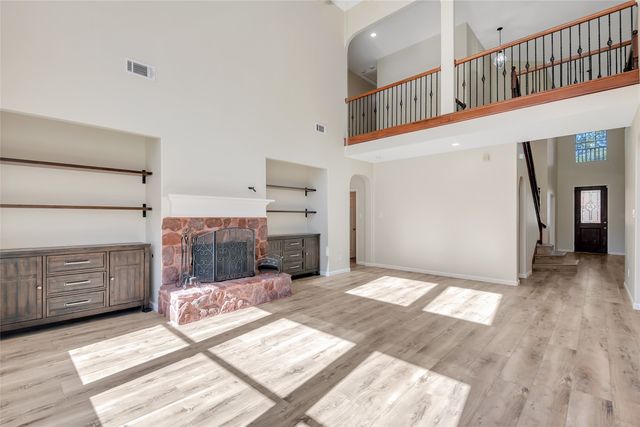2319 Comanche Trail, Grand Prairie, TX 75052