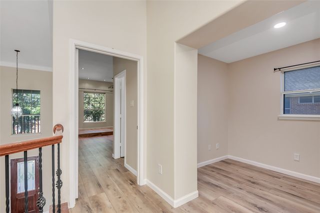 2319 Comanche Trail, Grand Prairie, TX 75052