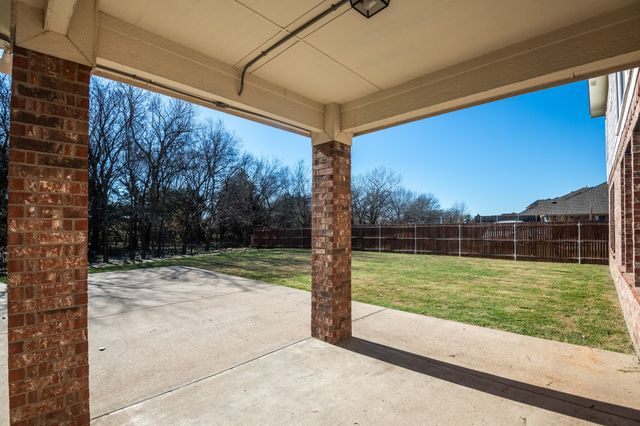 2319 Comanche Trail, Grand Prairie, TX 75052