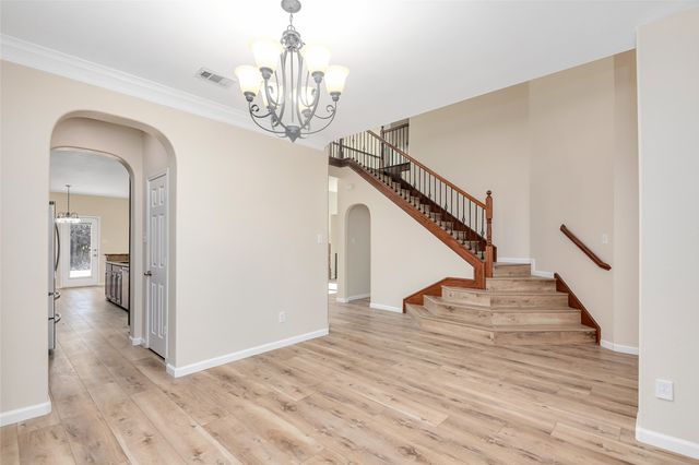 2319 Comanche Trail, Grand Prairie, TX 75052