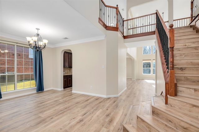 2319 Comanche Trail, Grand Prairie, TX 75052