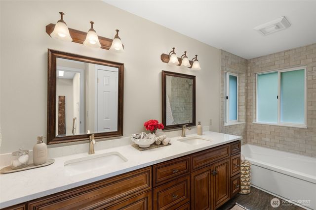 17026 SE 326th Place, Auburn, WA 98092