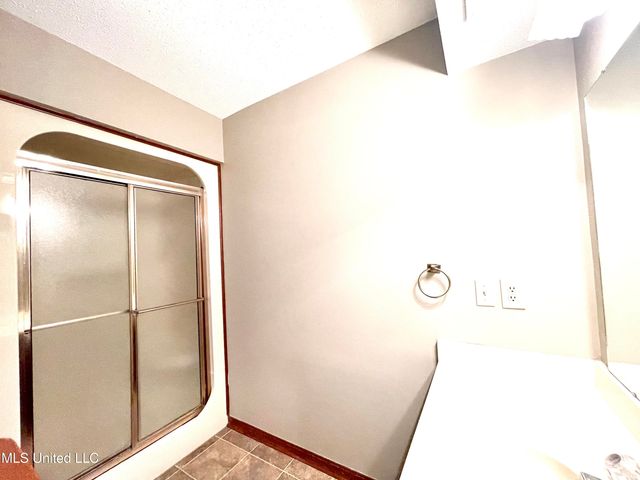 508 W Lakeshore Drive, Carriere, MS 39426