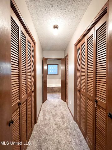 508 W Lakeshore Drive, Carriere, MS 39426