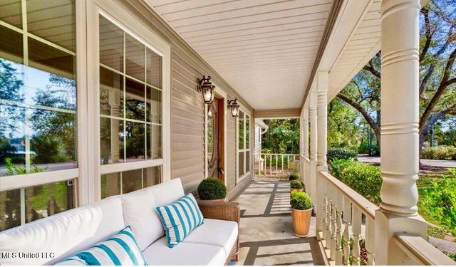 508 W Lakeshore Drive, Carriere, MS 39426