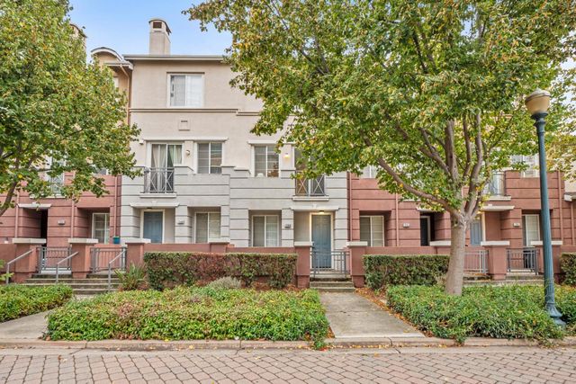 728 City Walk Place 4, Hayward, CA 94541