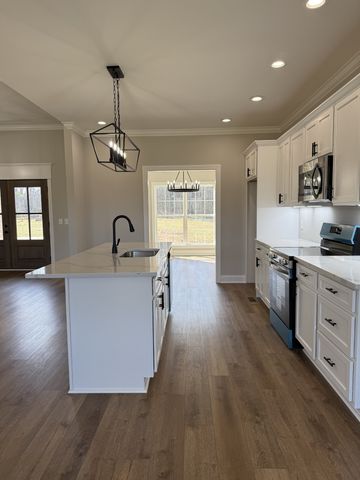 725 Knight Campground Rd, Shelbyville, TN 37160