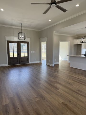 725 Knight Campground Rd, Shelbyville, TN 37160