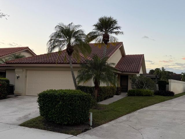 2880 Gettysburg Lane, West Palm Beach, FL 33409