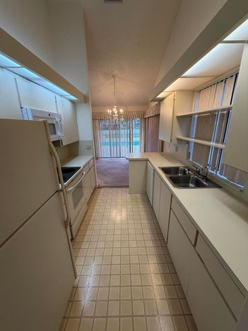 2880 Gettysburg Lane, West Palm Beach, FL 33409