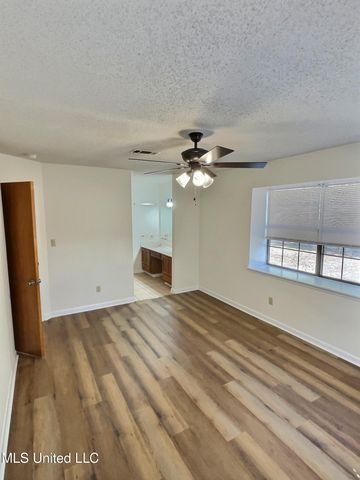 9216 Point Aux Chenes Road, Ocean Springs, MS 39564