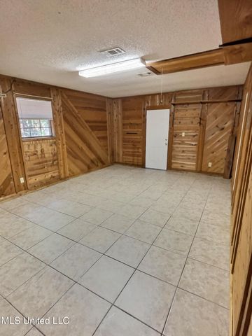 9216 Point Aux Chenes Road, Ocean Springs, MS 39564