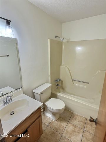 9216 Point Aux Chenes Road, Ocean Springs, MS 39564