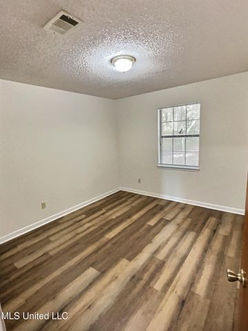 9216 Point Aux Chenes Road, Ocean Springs, MS 39564