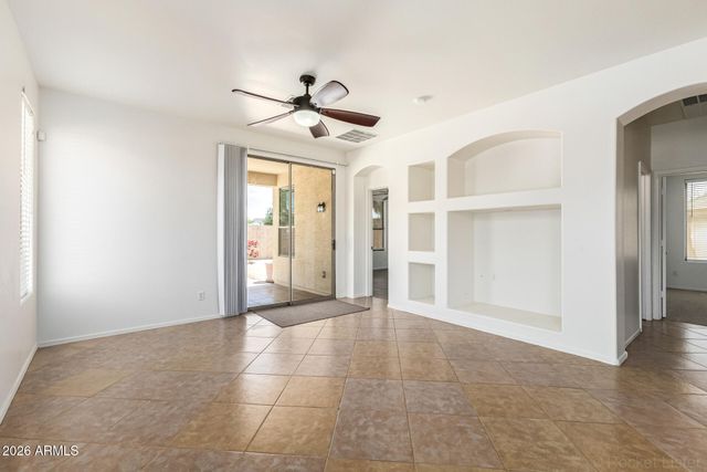 10205 W FLORENCE Avenue, Tolleson, AZ 85353