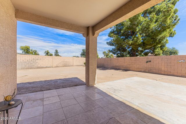 10205 W FLORENCE Avenue, Tolleson, AZ 85353