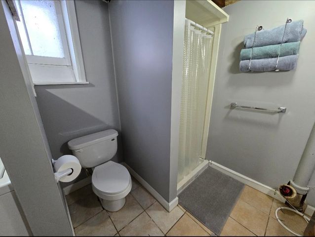 1844 E Shore Drive, Maplewood, MN 55109