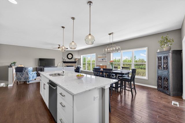 4419 Eagle Ridge Lane, Windsor, WI 53598