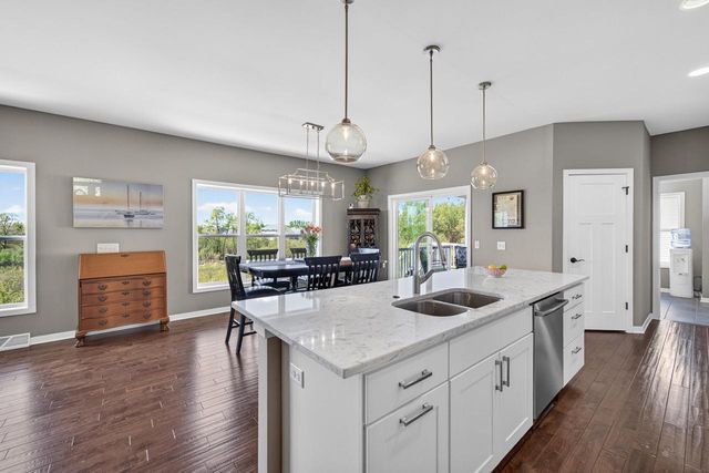 4419 Eagle Ridge Lane, Windsor, WI 53598