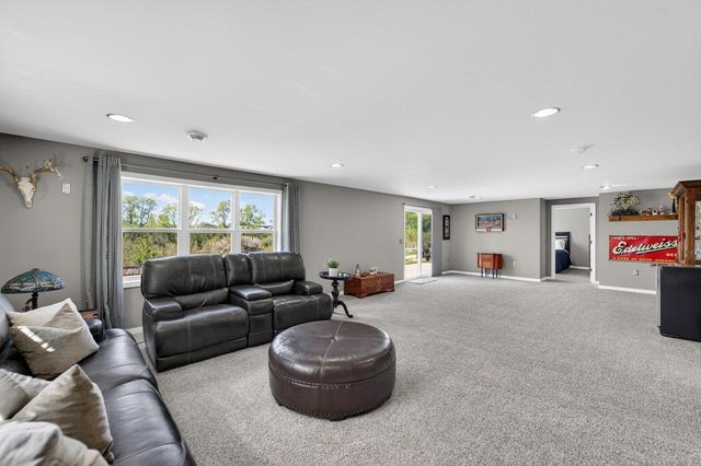 4419 Eagle Ridge Lane, Windsor, WI 53598