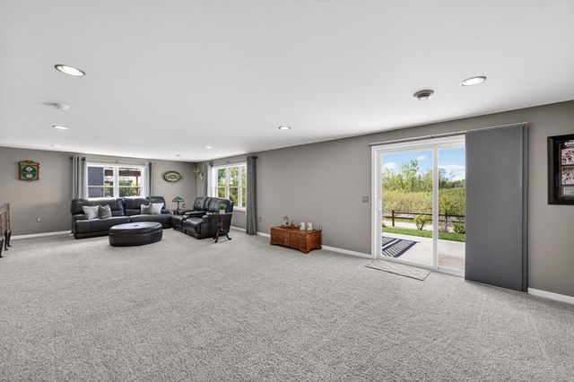 4419 Eagle Ridge Lane, Windsor, WI 53598
