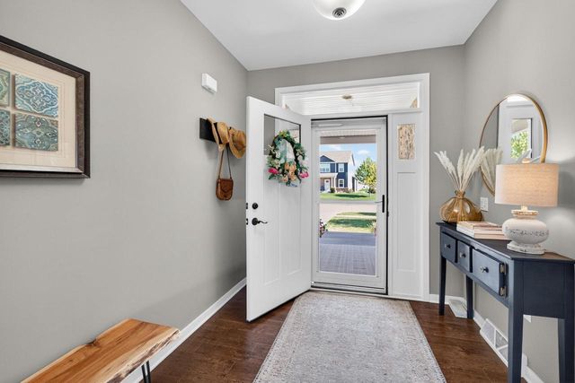 4419 Eagle Ridge Lane, Windsor, WI 53598