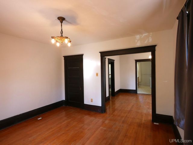 1115 Summit Street, Hancock, MI 49930