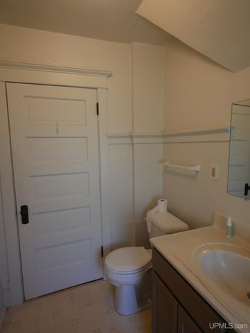 1115 Summit Street, Hancock, MI 49930