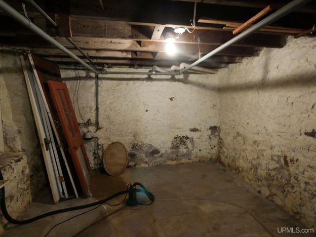 1115 Summit Street, Hancock, MI 49930