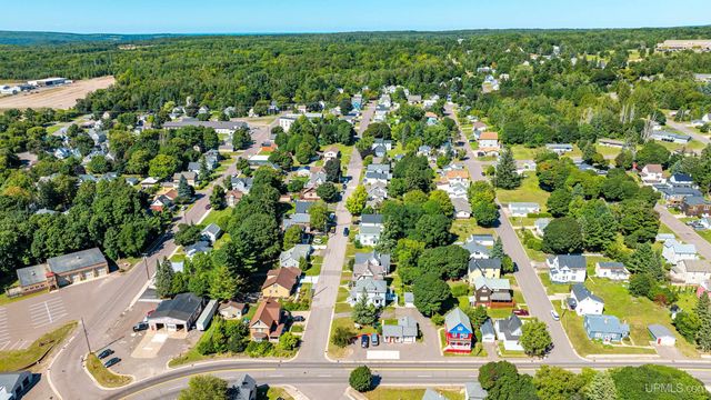 1115 Summit Street, Hancock, MI 49930