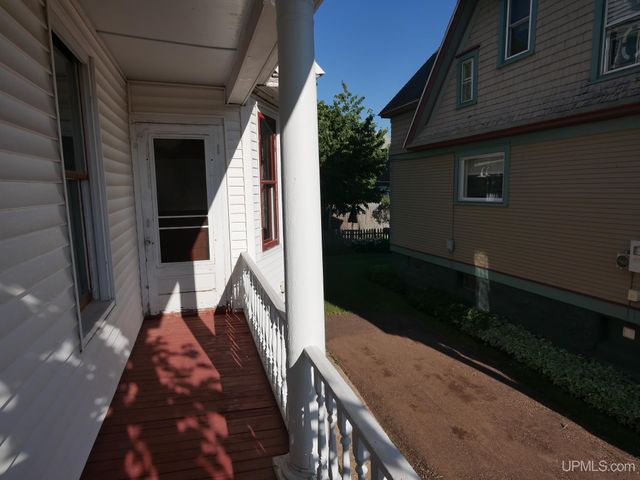 1115 Summit Street, Hancock, MI 49930