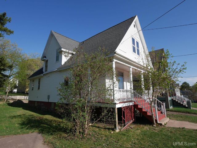 1115 Summit Street, Hancock, MI 49930